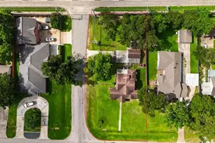 603 W 30th St, Houston, TX 77018 - Photo 7