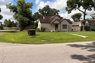 603 W 30th St, Houston, TX 77018 - Photo 9