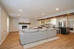 603 Shenandoah Dr, Shenandoah, TX 77381 - Photo 9