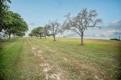 842 County Road 478, Palacios, TX 77465 - Photo 37