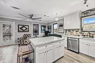 5411 Ave R 1/2, Galveston, TX 77551 - Photo 7