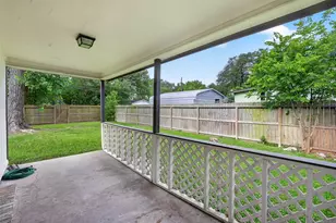 2301 7th Ave N, Texas City, TX 77590 - Photo 19