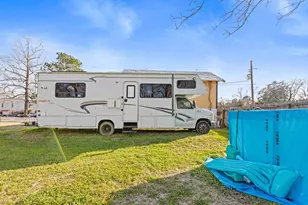 304 W Wheat St, Woodville, TX 75979 - Photo 45