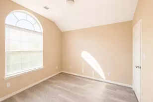 9104 N Green River Dr, Houston, TX 77078 - Photo 35