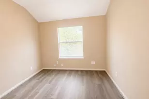 9104 N Green River Dr, Houston, TX 77078 - Photo 21