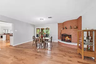 1302 Chestnut Ridge Rd, Kingwood, TX 77339 - Photo 7