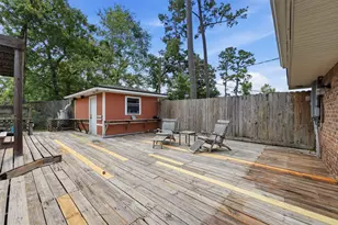 1302 Chestnut Ridge Rd, Kingwood, TX 77339 - Photo 23