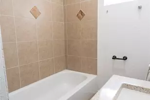 2314 Ruth St, Houston, TX 77004 - Photo 9