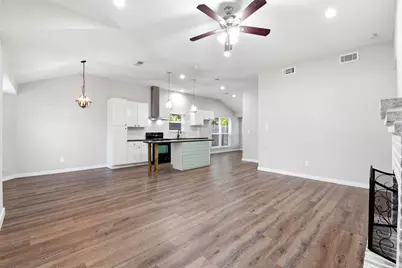 19422 Stamford Drive, Tomball, TX 77375 - Photo 5