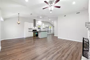 19422 Stamford Dr, Tomball, TX 77375 - Photo 5