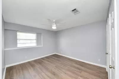 6031 Dellfern Drive, Houston, TX 77035 - Photo 27