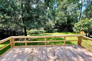 1811 Tickner St, Conroe, TX 77301 - Photo 17