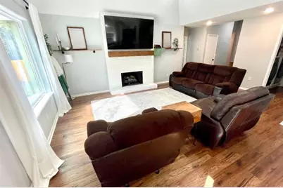 1811 Tickner Street, Conroe, TX 77301 - Photo 3