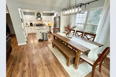 1811 Tickner Street, Conroe, TX 77301 - Photo 5