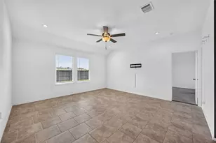 7535 Fierce Friesian Ln, Rosharon, TX 77583 - Photo 9
