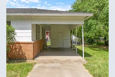 2616 Elm Avenue, Bay City, TX 77414 - Photo 7