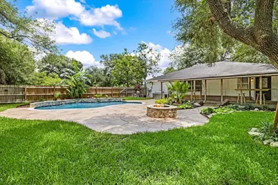 4812 Hill Street, Alvin, TX 77511 - Photo 33