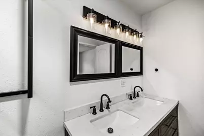 4812 Hill Street, Alvin, TX 77511 - Photo 19