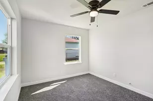 4322 Friar Point Rd, Houston, TX 77047 - Photo 13