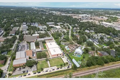 1110 Cheshire Lane, Houston, TX 77018 - Photo 3