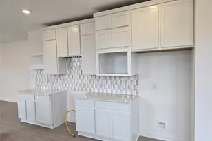 5722 Goosander Land Dr, Baytown, TX 77521 - Photo 3