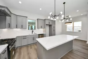 1601 Sylvester Rd, Houston, TX 77009 - Photo 11