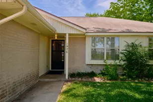 1426 Mahlmann St, Rosenberg, TX 77471 - Photo 5