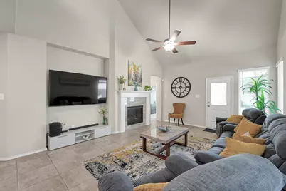 2811 Wilde Redbud Lane, Conroe, TX 77385 - Photo 11