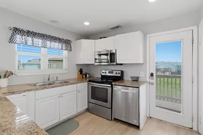 12632 John Reynolds Road, Galveston, TX 77554 - Photo 11