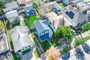 3811 Avenue O, Galveston, TX 77550 - Photo 19