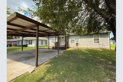 2000 W W Humble Street, Baytown, TX 77520 - Photo 1