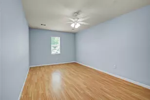 8921 Oak Knoll Ln, Houston, TX 77078 - Photo 23