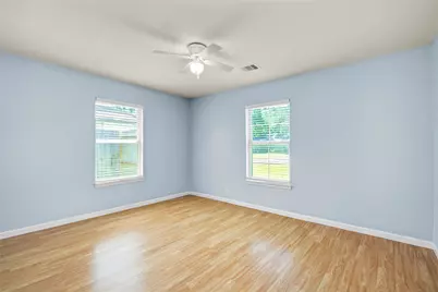 8921 Oak Knoll Lane, Houston, TX 77078 - Photo 25