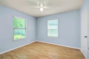 8921 Oak Knoll Ln, Houston, TX 77078 - Photo 27