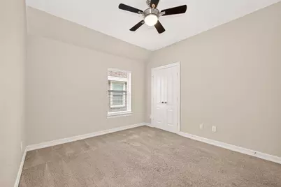 127 Monterrey Road W, Montgomery, TX 77356 - Photo 35