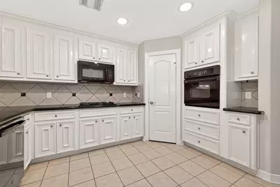 127 Monterrey Road W, Montgomery, TX 77356 - Photo 21