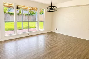 9650 Windswept Ln, Houston, TX 77063 - Photo 9