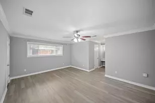 6215 S Braeswood Blvd, Houston, TX 77096 - Photo 13
