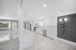 6215 S Braeswood Blvd, Houston, TX 77096 - Photo 5