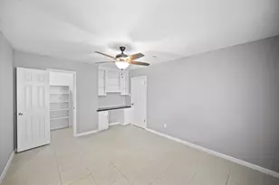 6215 S Braeswood Blvd, Houston, TX 77096 - Photo 25