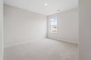 6511 Winter Elm St, Houston, TX 77048 - Photo 9
