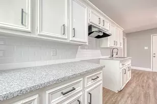 6715 Victoria St, Houston, TX 77020 - Photo 35