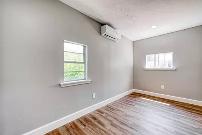 6715 Victoria Street, Houston, TX 77020 - Photo 27