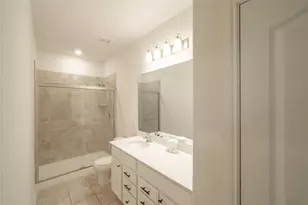 28419 Bobcat Bayou Dr, Katy, TX 77494 - Photo 9