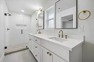 4725 Spellman Rd, Houston, TX 77035 - Photo 15