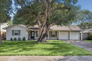 4725 Spellman Rd, Houston, TX 77035 - Photo 1