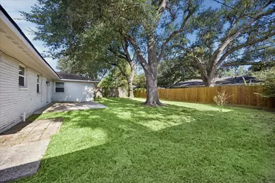 4725 Spellman Road, Houston, TX 77035 - Photo 3