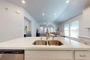 2926 Yaupon Grove Ln, Conroe, TX 77385 - Photo 9