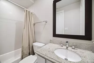 2006 Lou Ellen Lane #H, Houston, TX 77018 - Photo 5