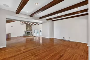 607 S Haswell Dr, Bryan, TX 77803 - Photo 9